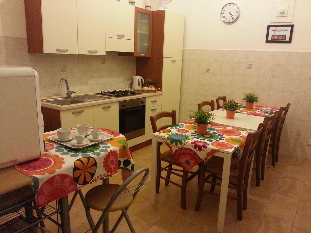 B&B Sunflower Catânia Quarto foto